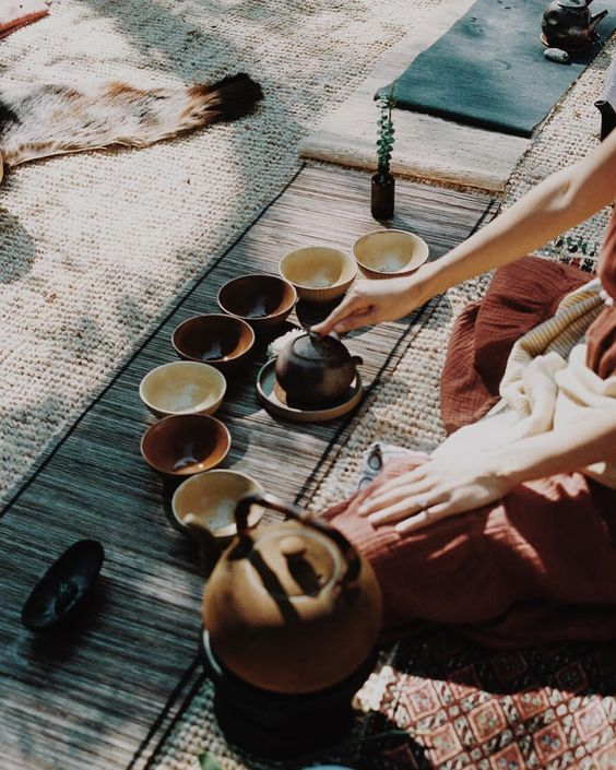 Green Tea: A Symbol of Harmony and Heritage in Japanese Life/ Tea cups